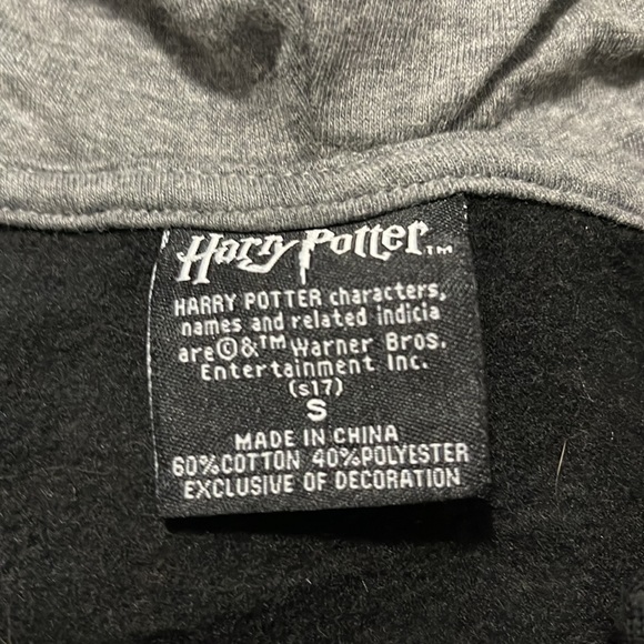 S Hufflepuff Varsity Jacket - Picture 9 of 9